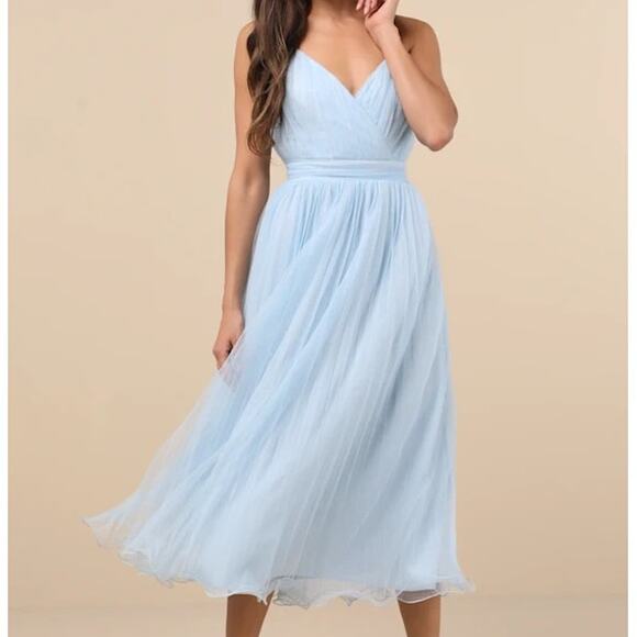Lulus NWOT Exemplary Aura Light Blue Pleated Tulle Surplice Midi Dress Medium - Picture 1 of 10